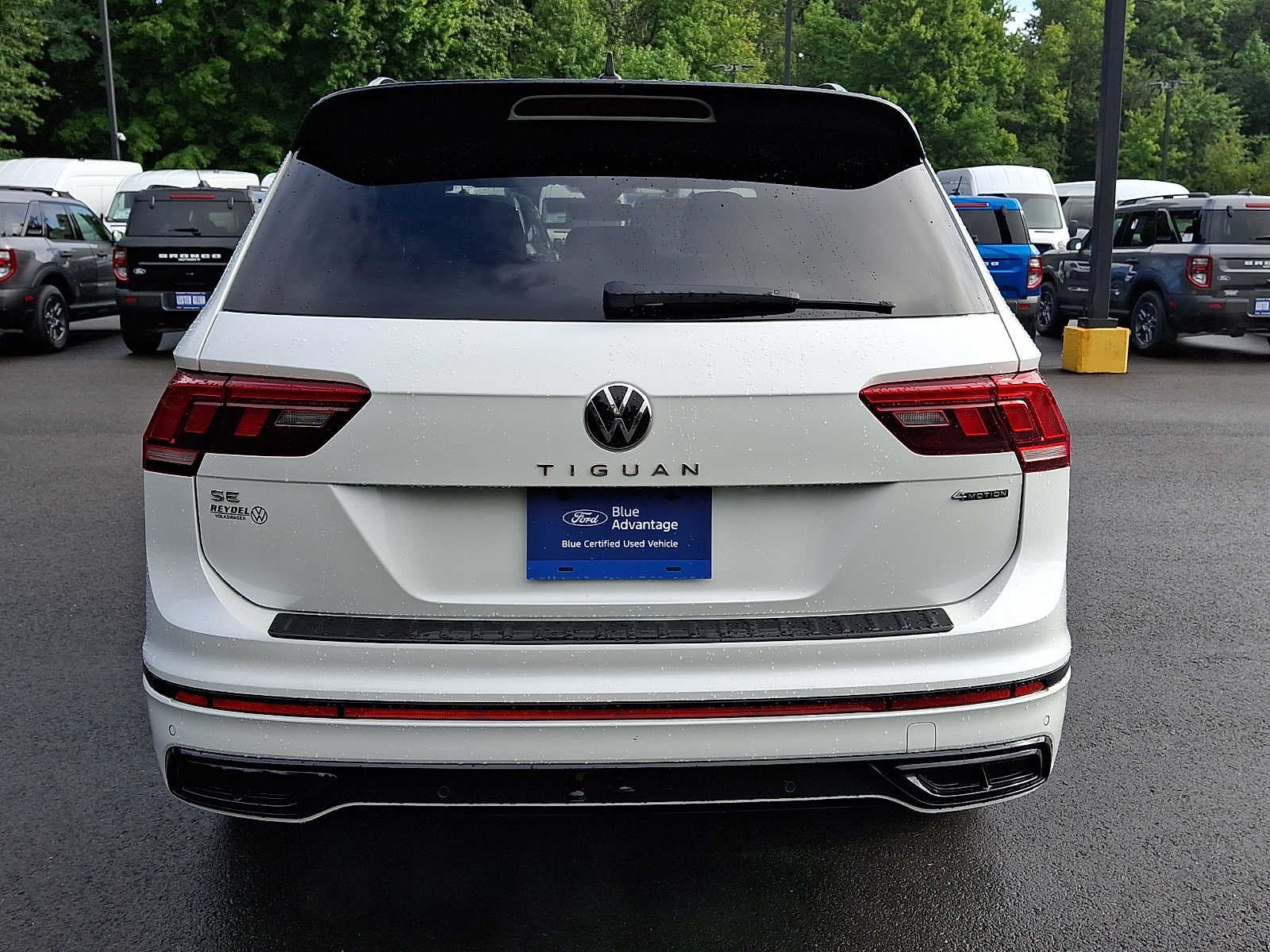 2024 Volkswagen Tiguan 2.0T SE R-Line Black
