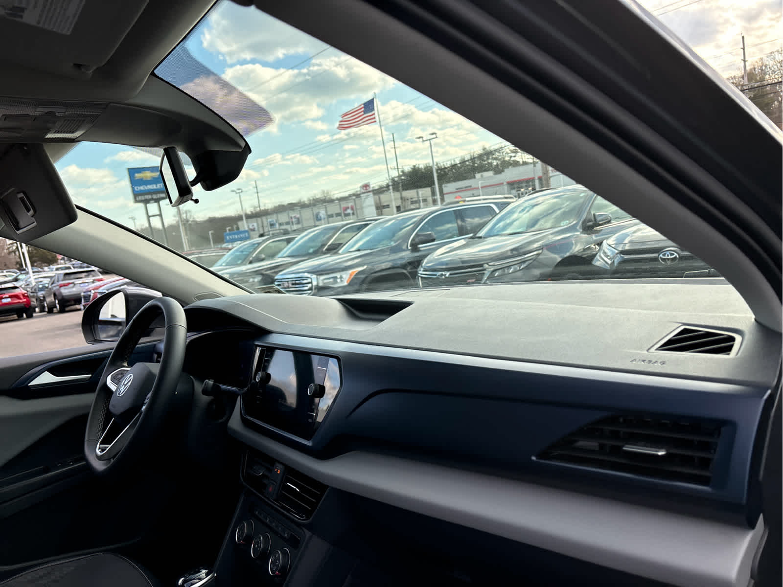 2022 Volkswagen Taos SE