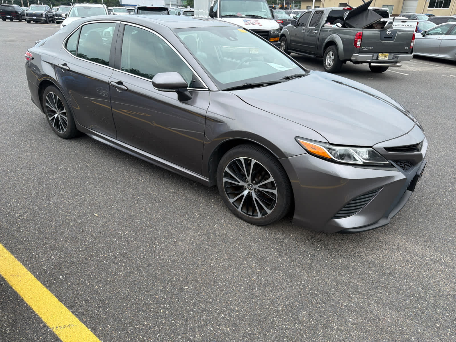 2019 Toyota Camry SE