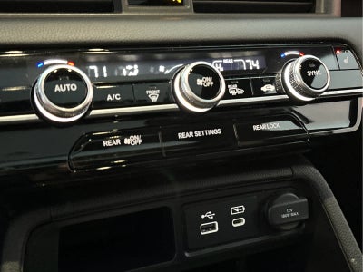 2023 Honda Pilot Touring