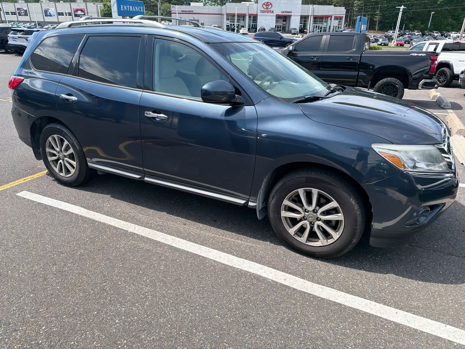 2015 Nissan Pathfinder S