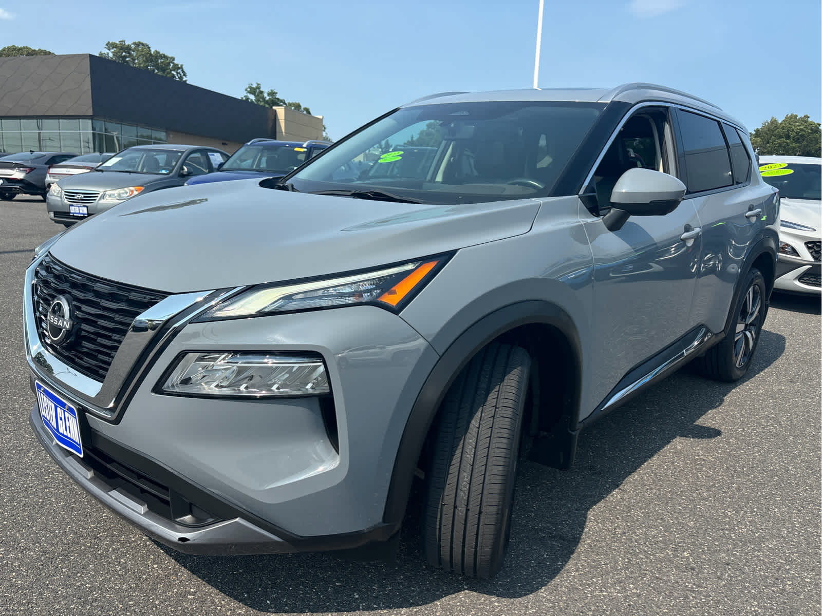 2023 Nissan Rogue SL Intelligent AWD