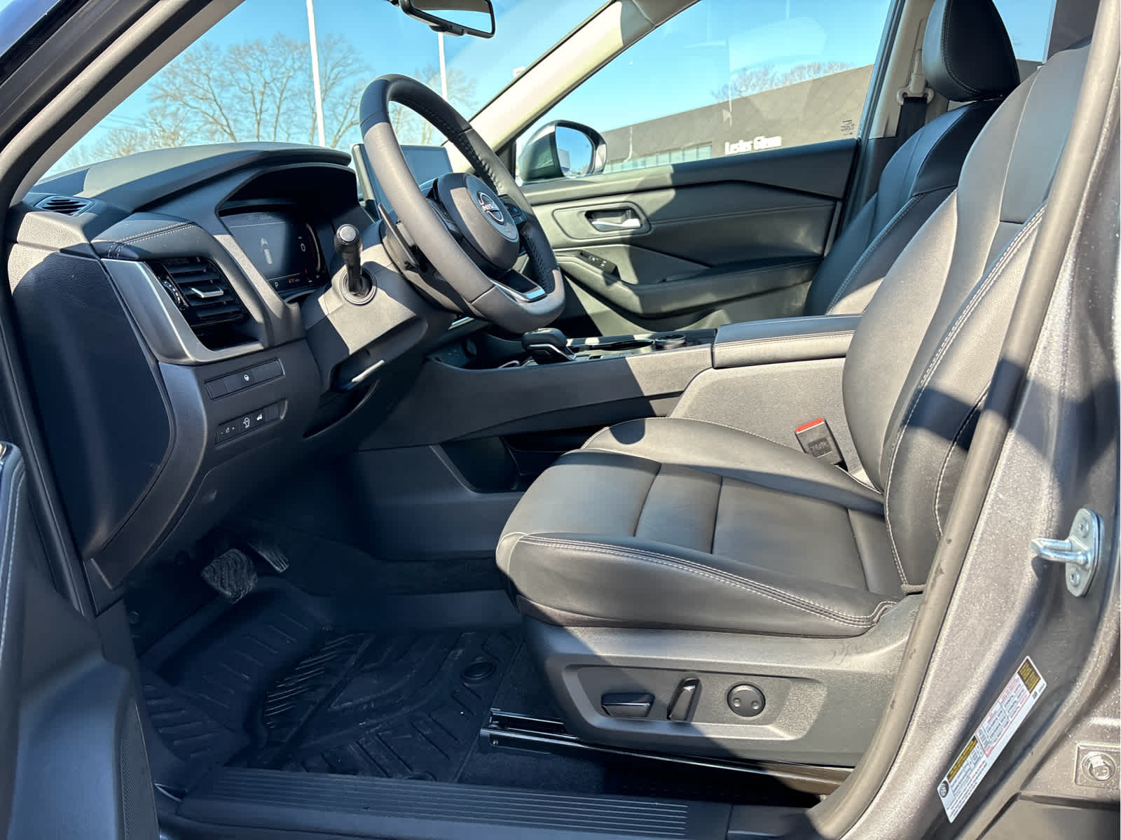 2024 Nissan Rogue SL