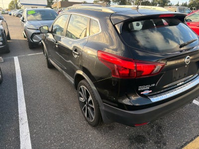 2017 Nissan Rogue Sport SL