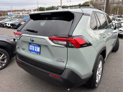 2021 Toyota RAV4 Hybrid XLE