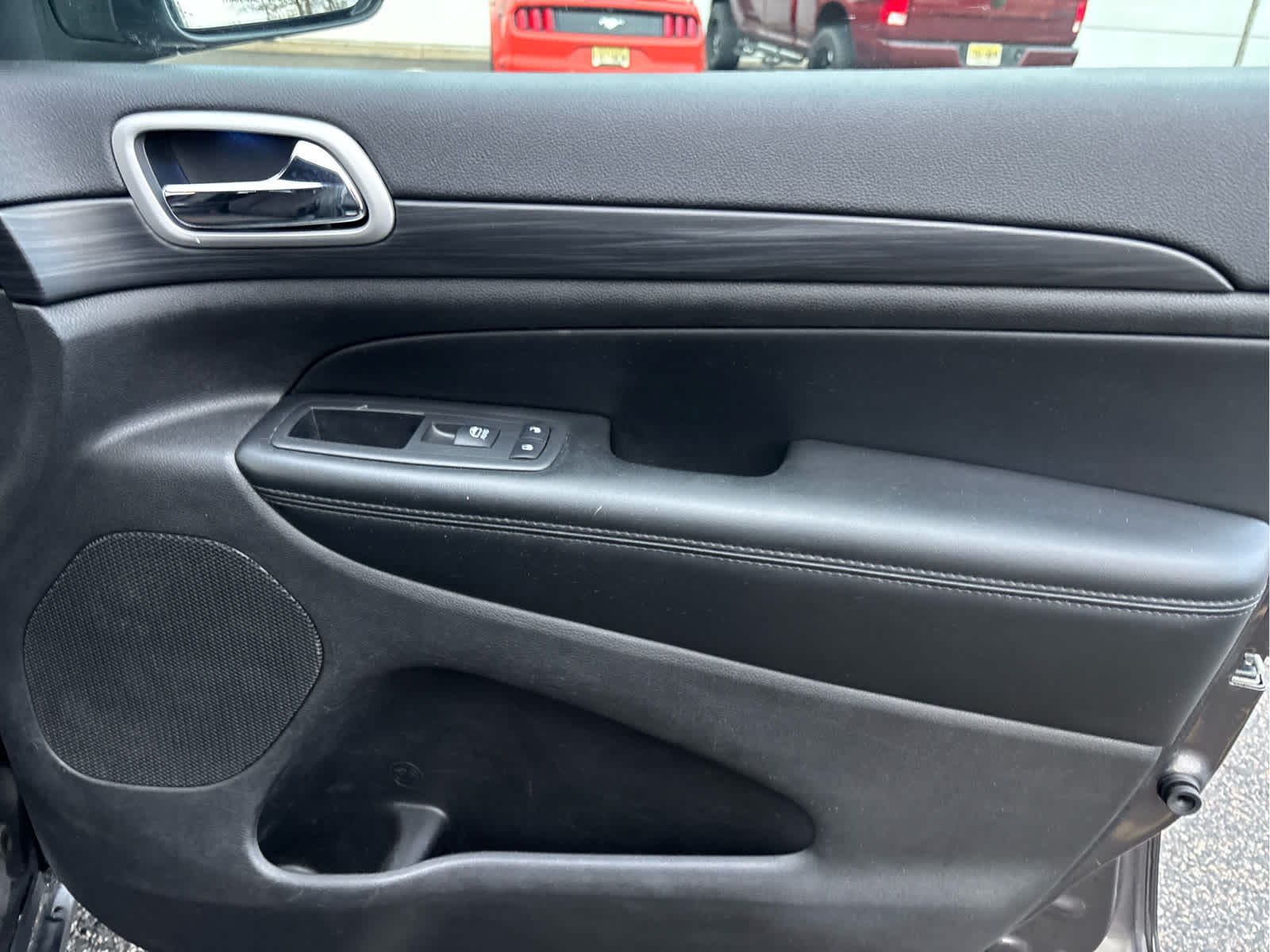 2019 Jeep Grand Cherokee Laredo E