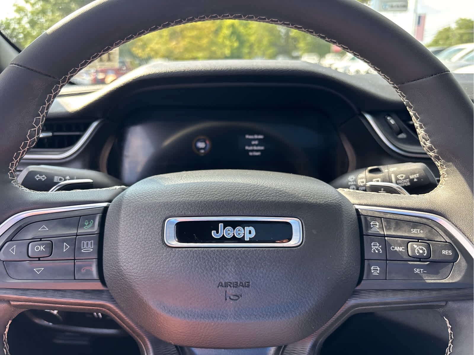 2023 Jeep Grand Cherokee Altitude
