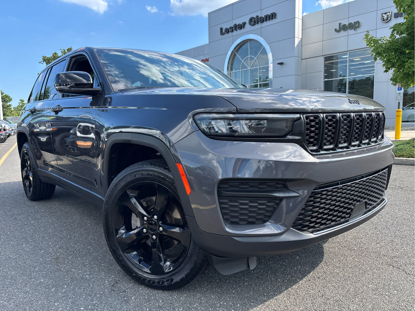 2023 Jeep Grand Cherokee Altitude