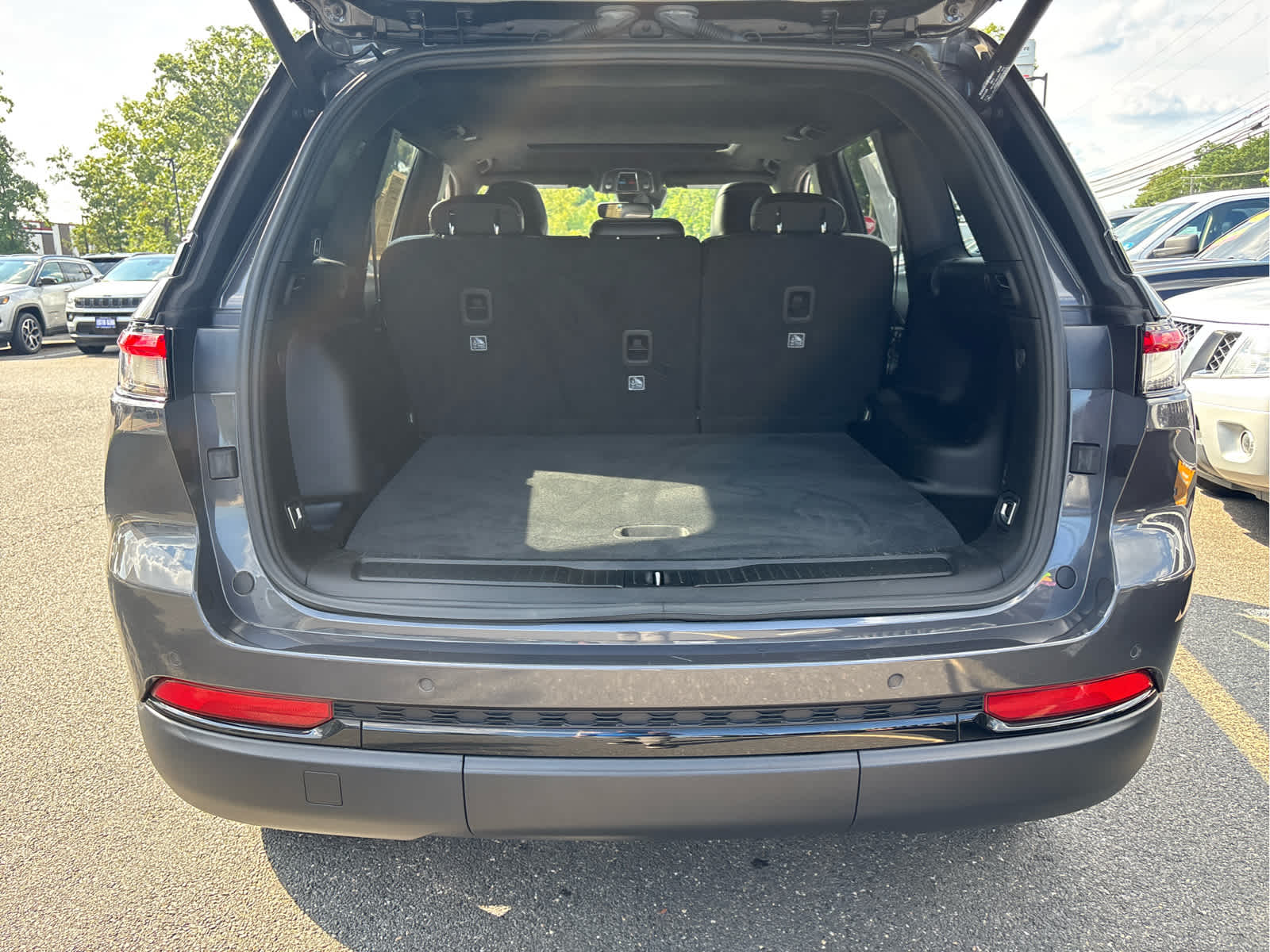 2023 Jeep Grand Cherokee Altitude
