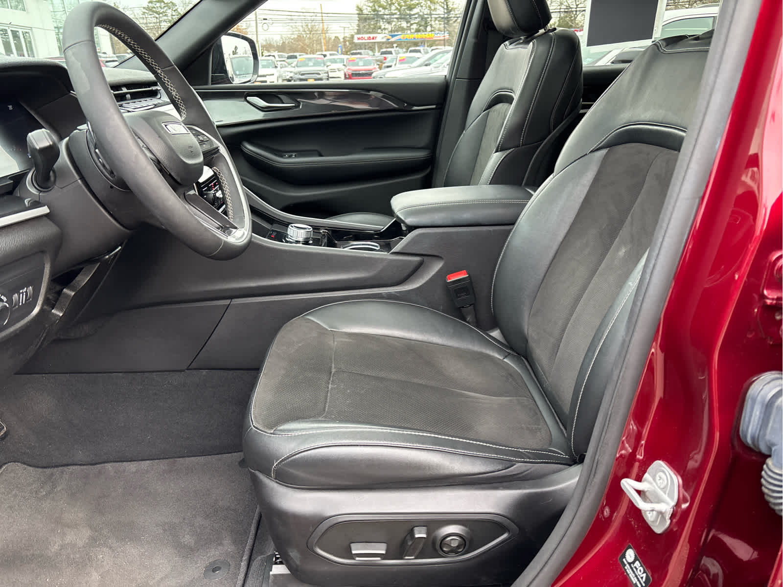 2023 Jeep Grand Cherokee L Altitude