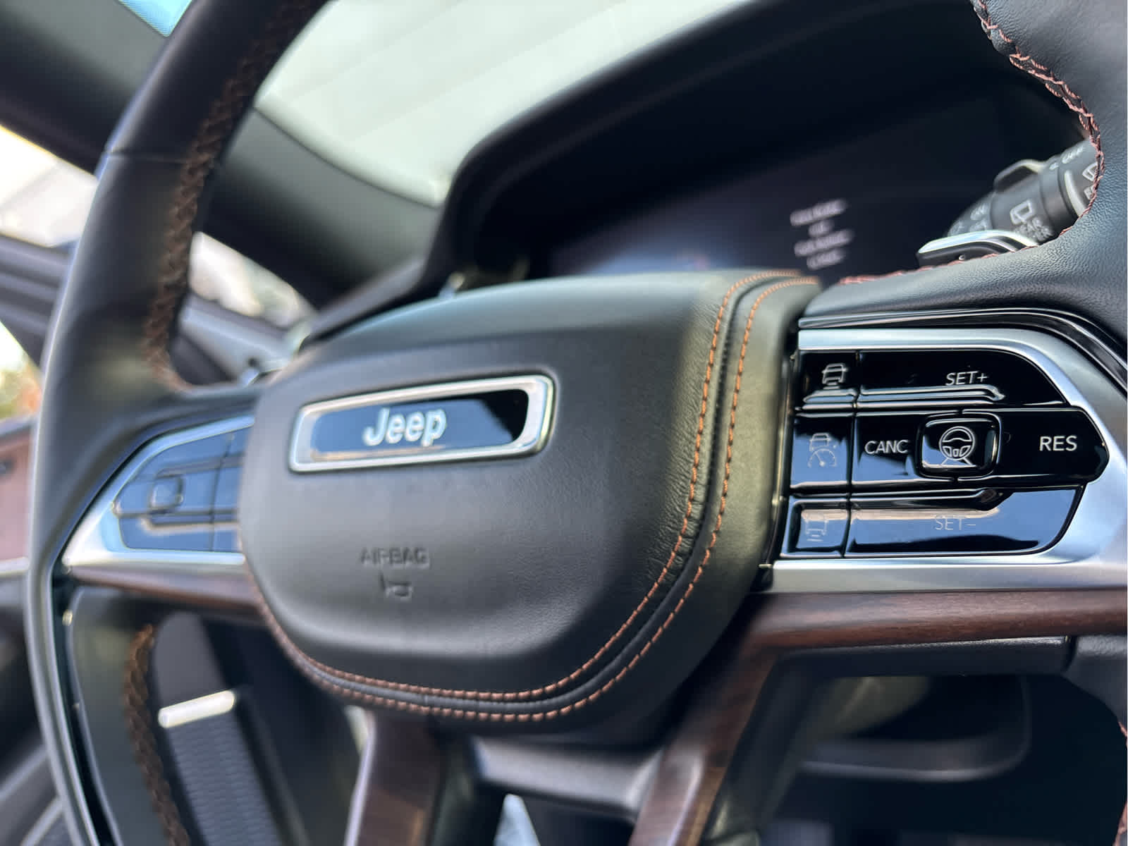 2023 Jeep Grand Cherokee L Summit