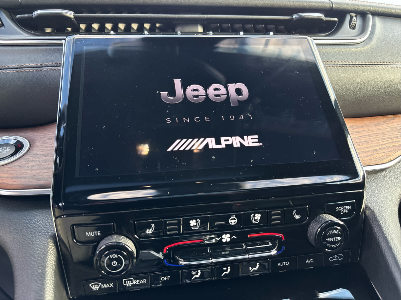 2023 Jeep Grand Cherokee L Summit