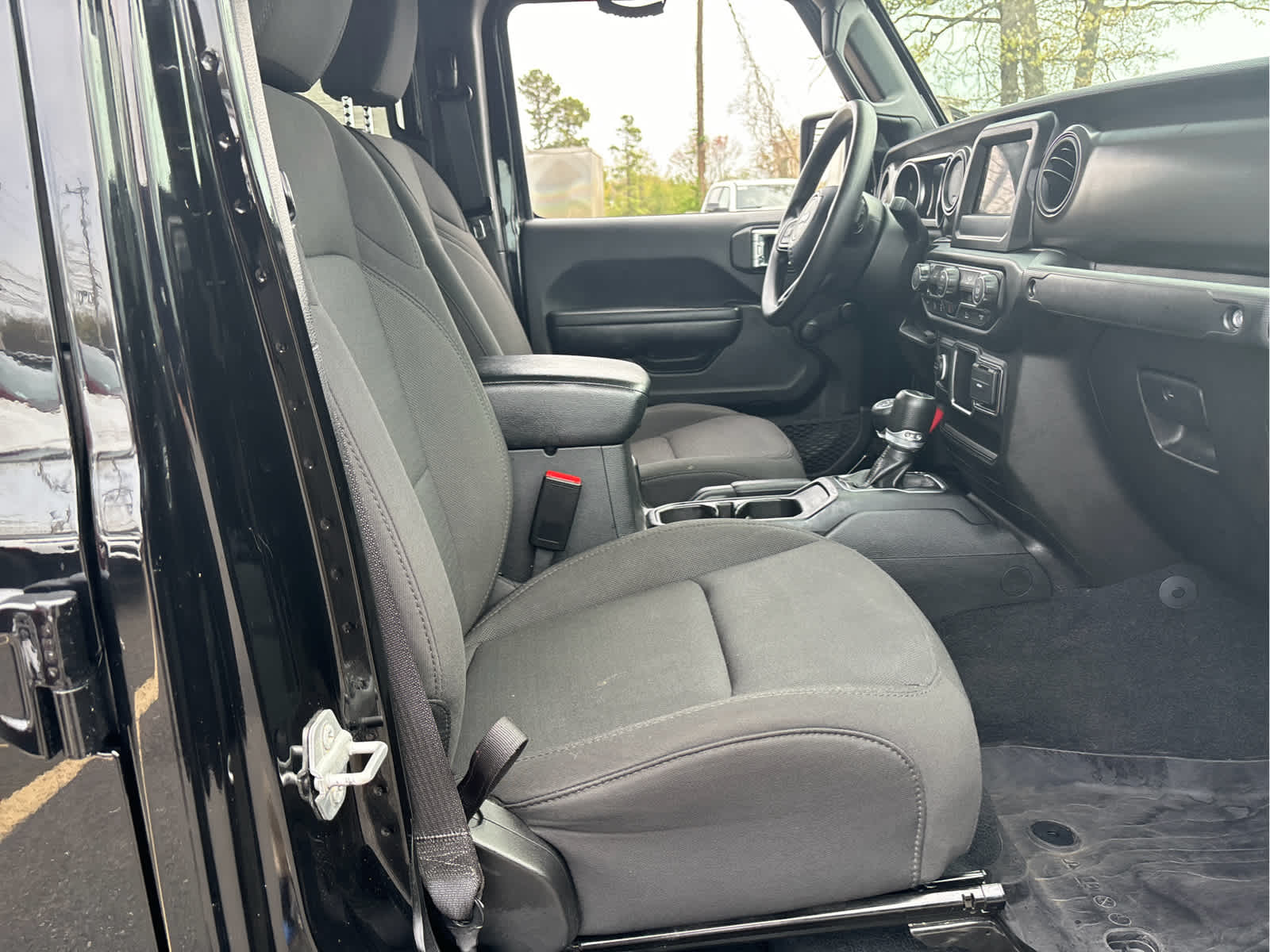 2023 Jeep Gladiator Sport