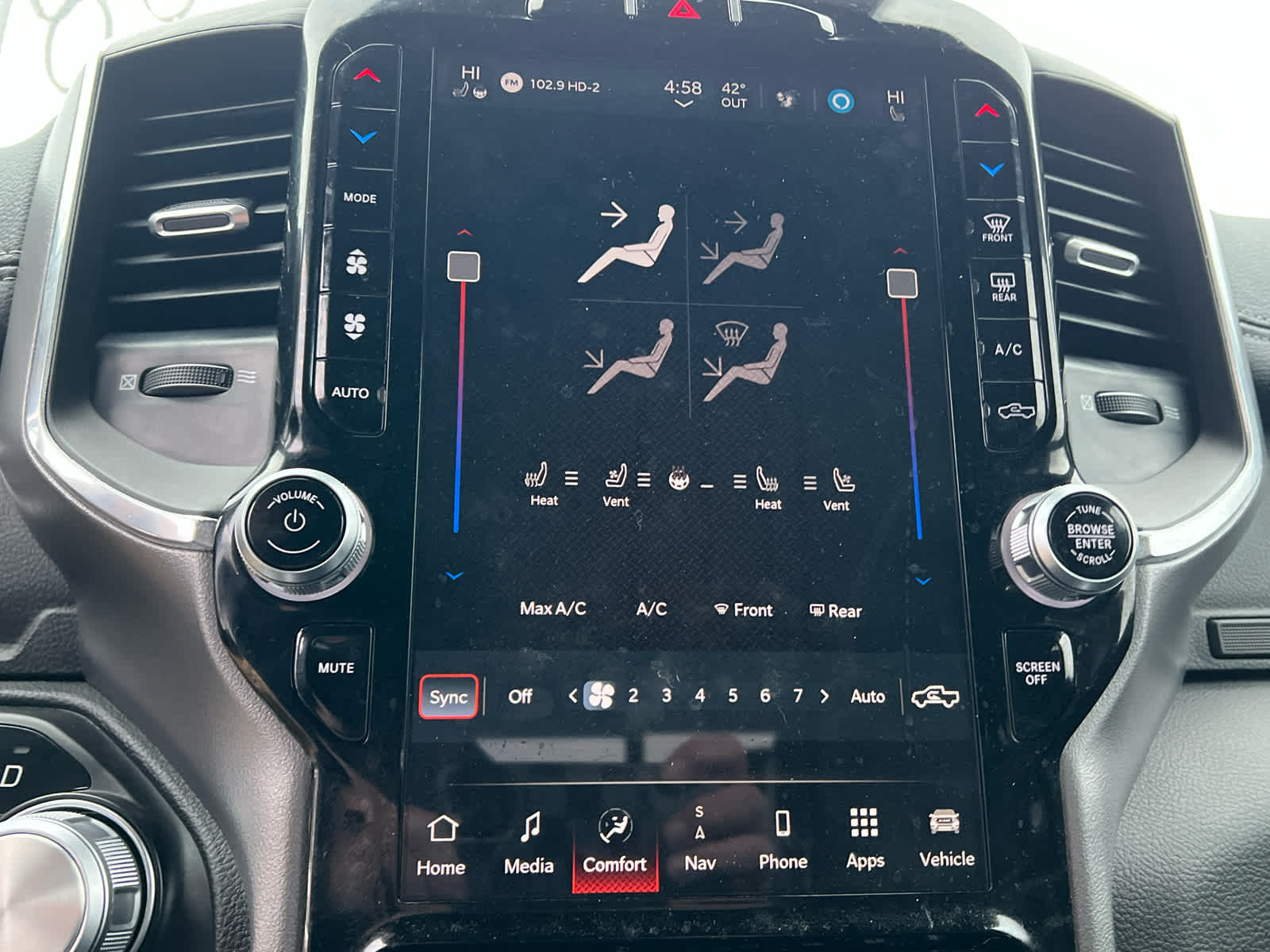 2023 RAM 1500 Laramie