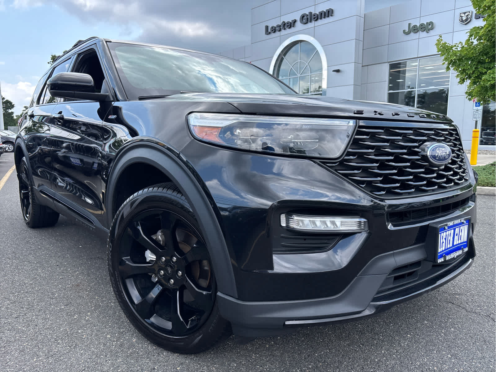 2024 Ford Explorer ST-Line