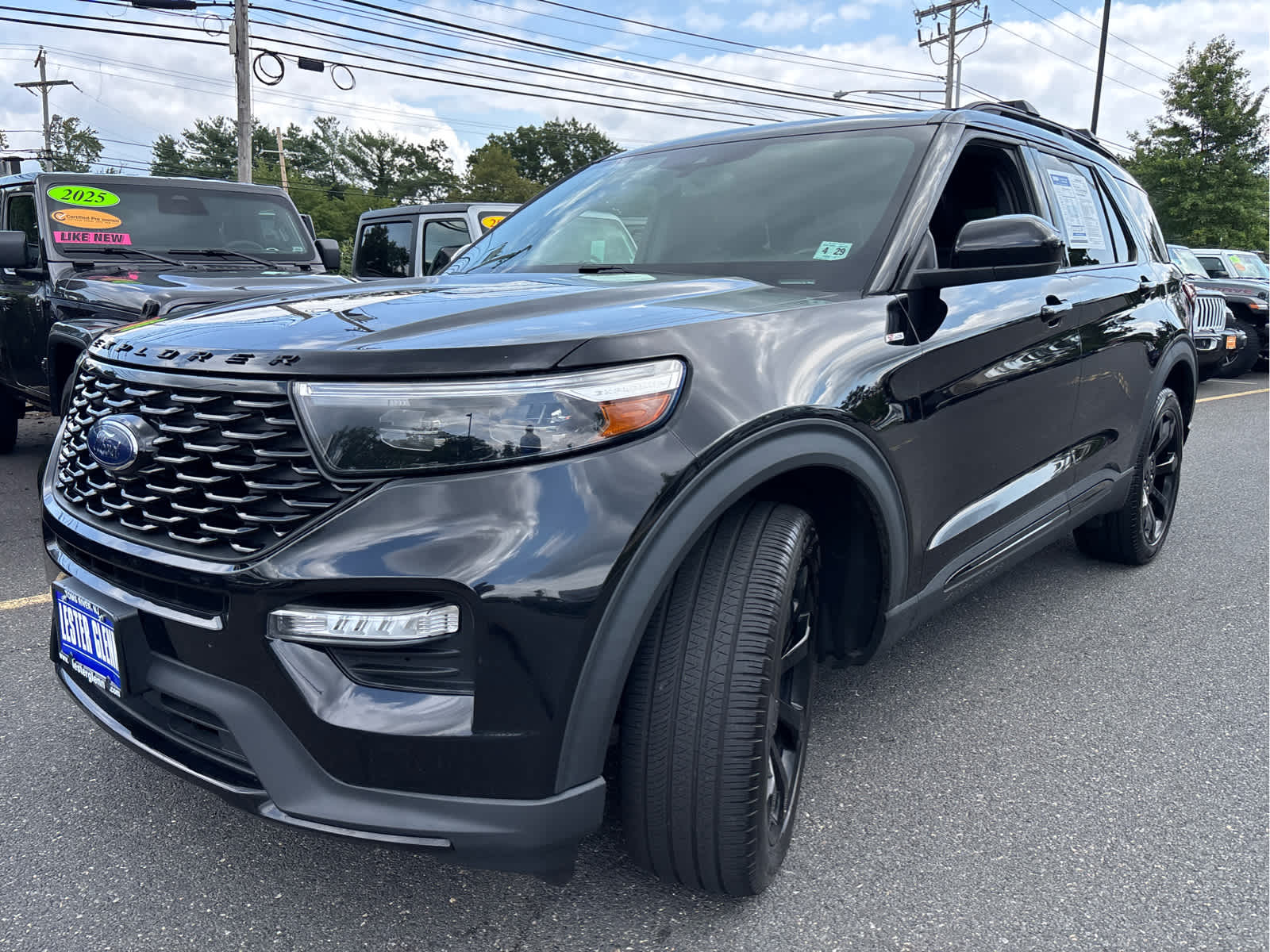 2024 Ford Explorer ST-Line