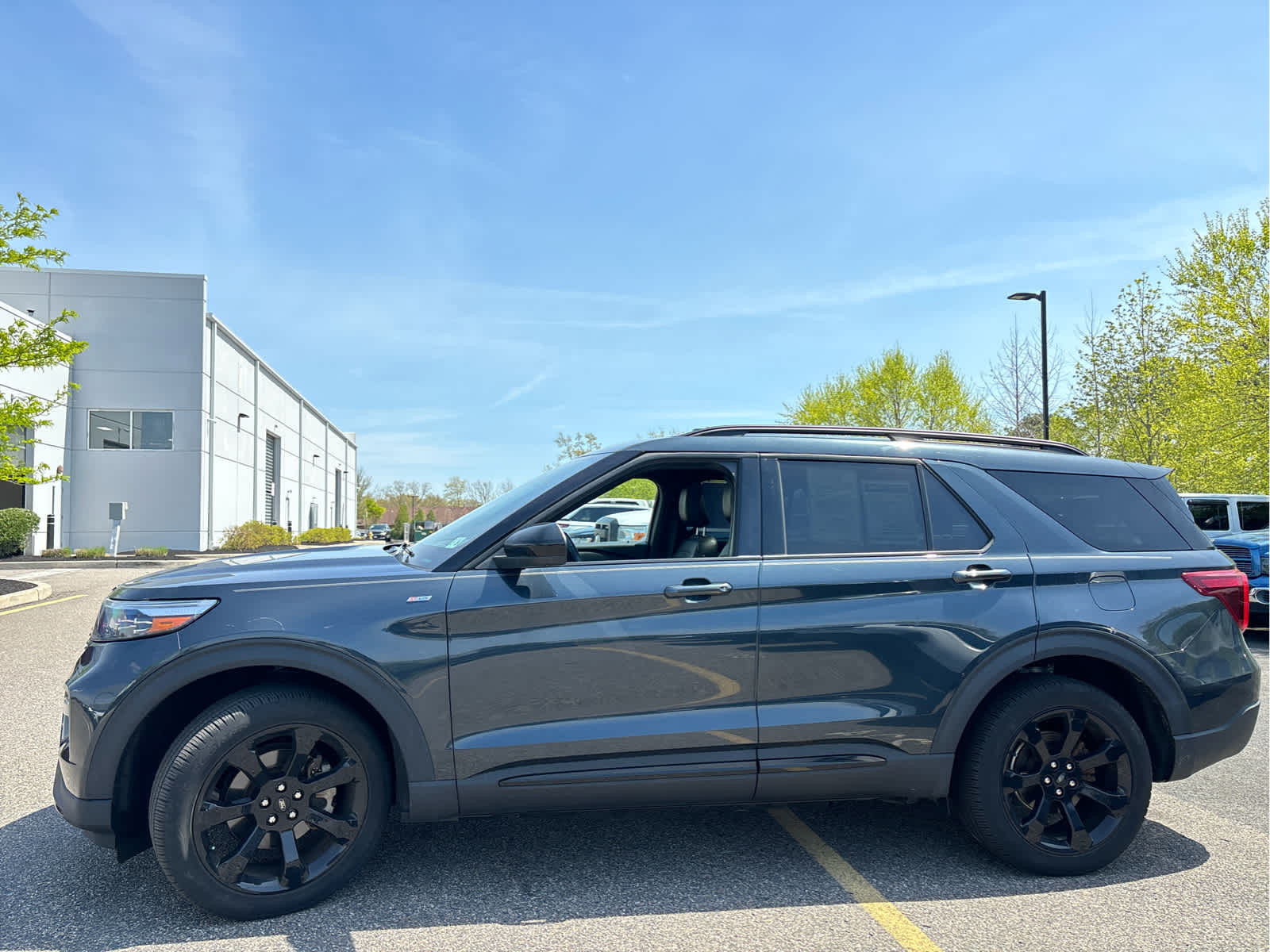 2023 Ford Explorer ST-Line