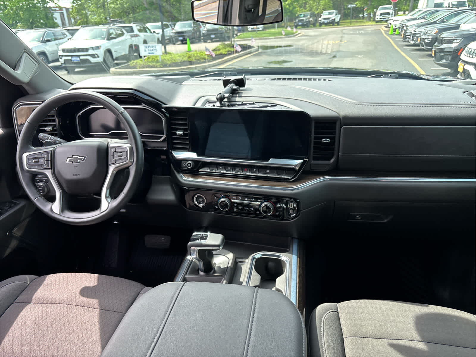2024 Chevrolet Silverado 1500 RST