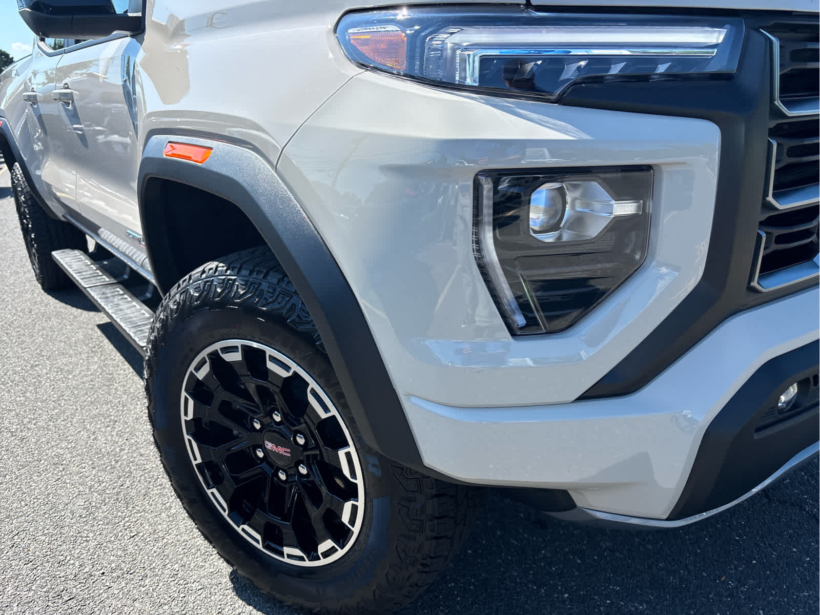 2026 GMC Canyon 4WD AT4