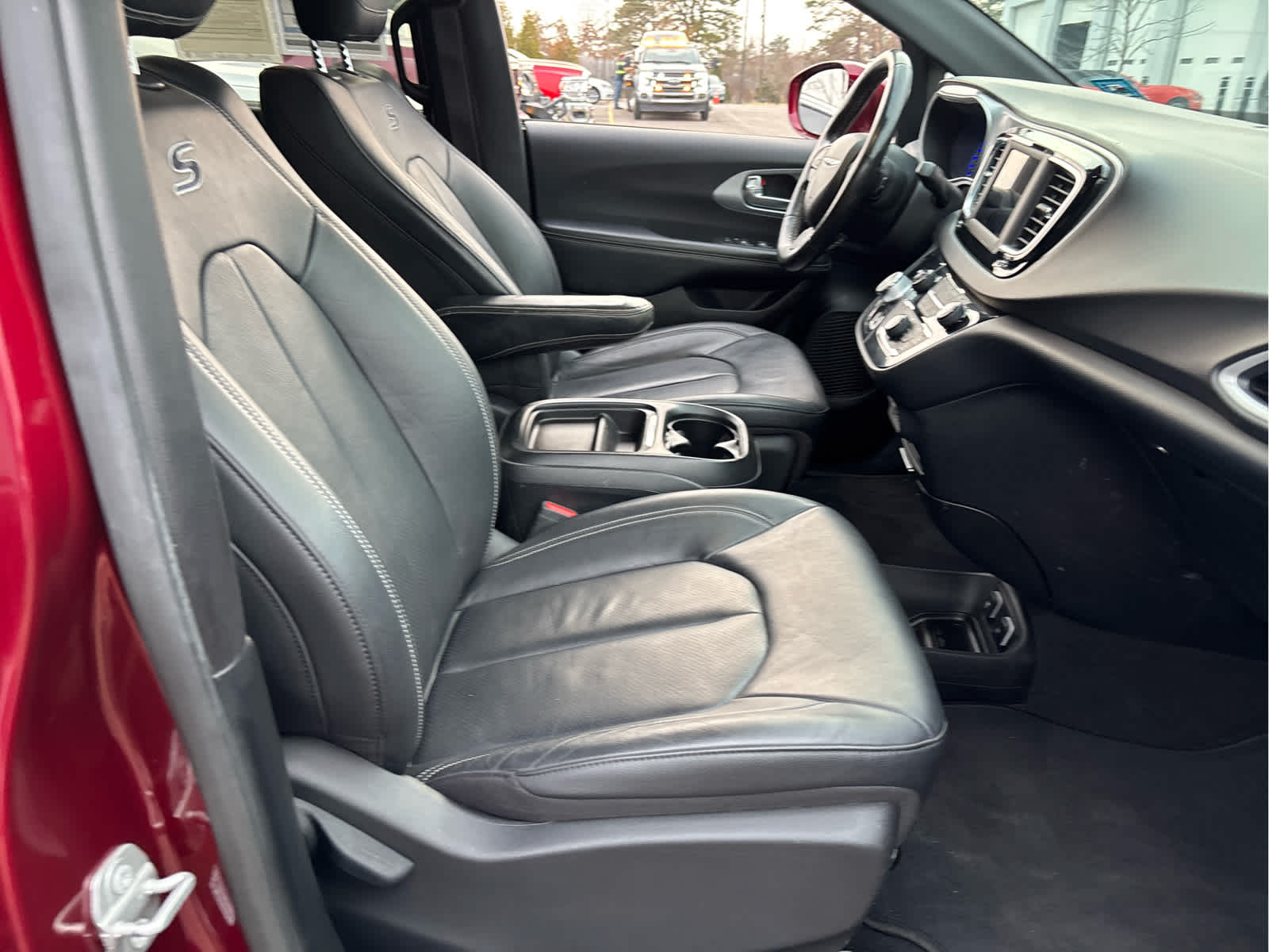 2020 Chrysler Pacifica Touring L