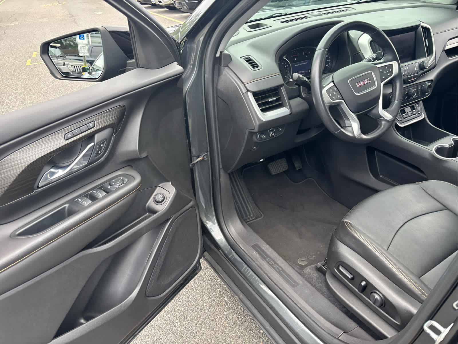 2021 GMC Terrain SLT