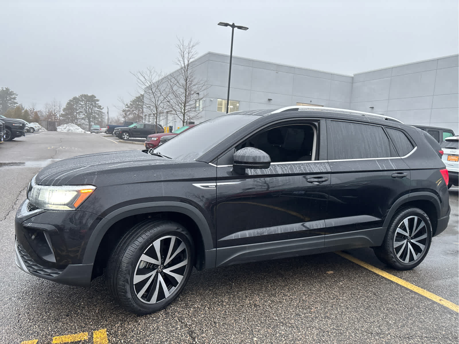 2022 Volkswagen Taos SE