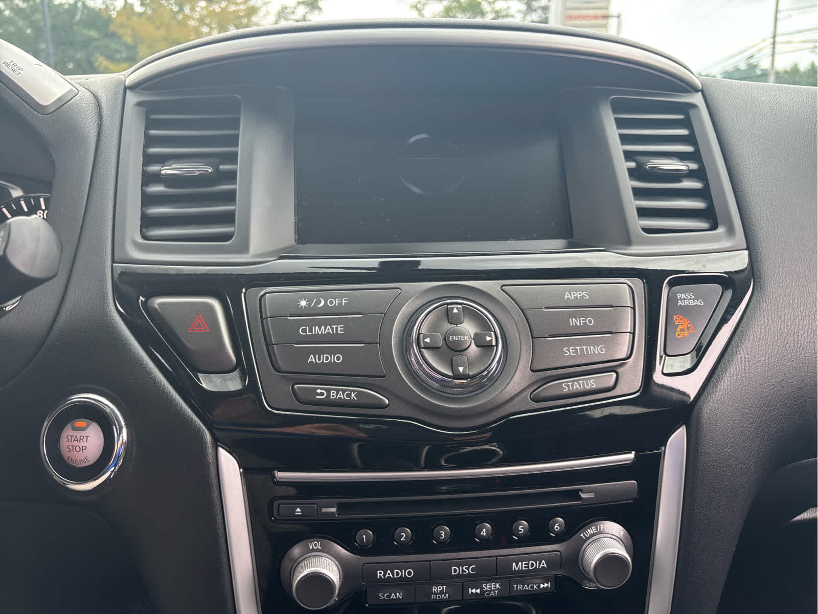 2019 Nissan Pathfinder S