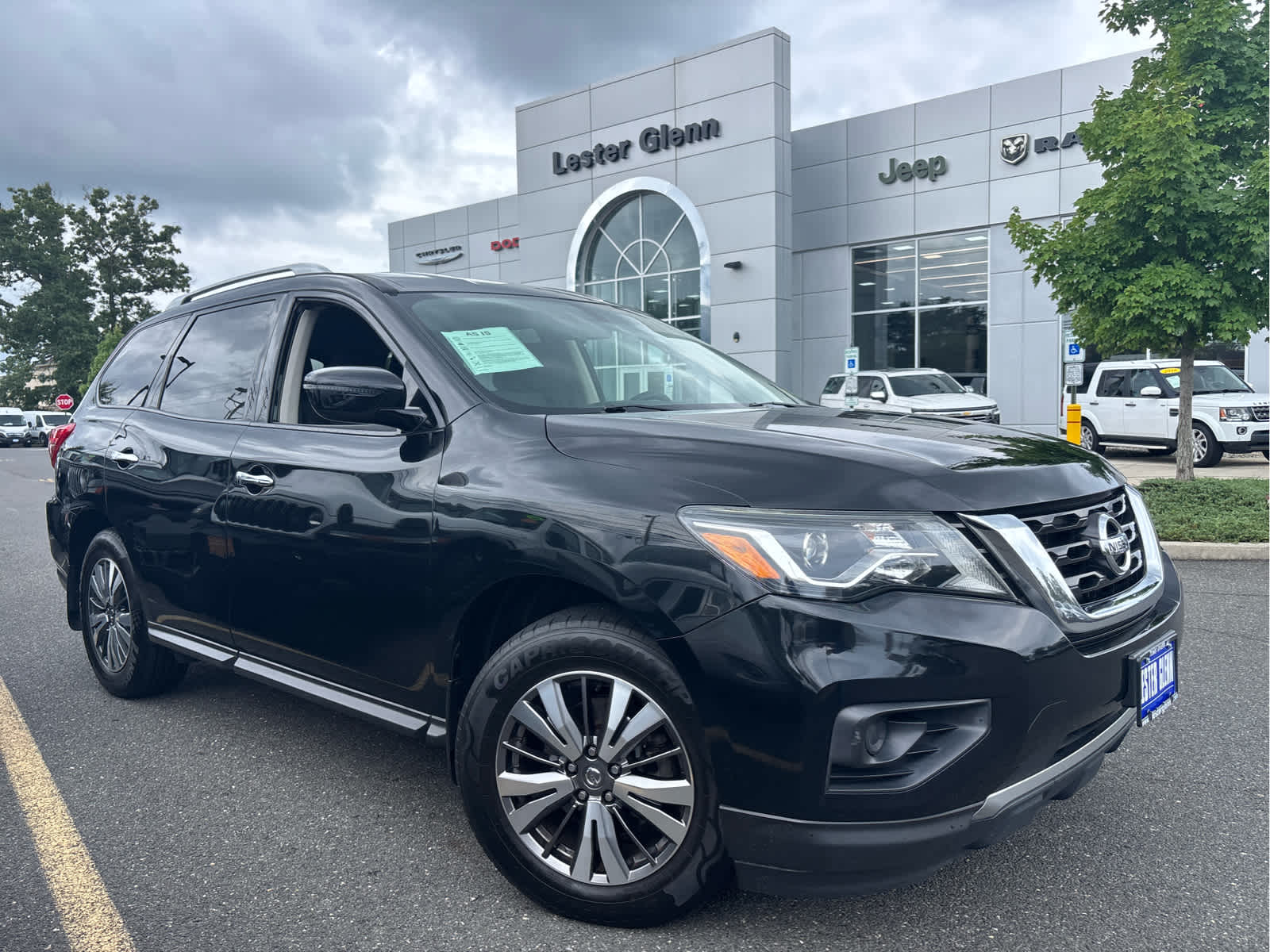 2019 Nissan Pathfinder S