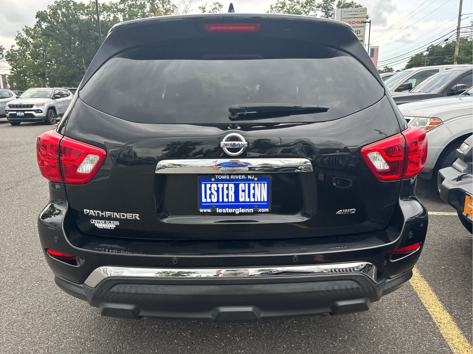 2019 Nissan Pathfinder S