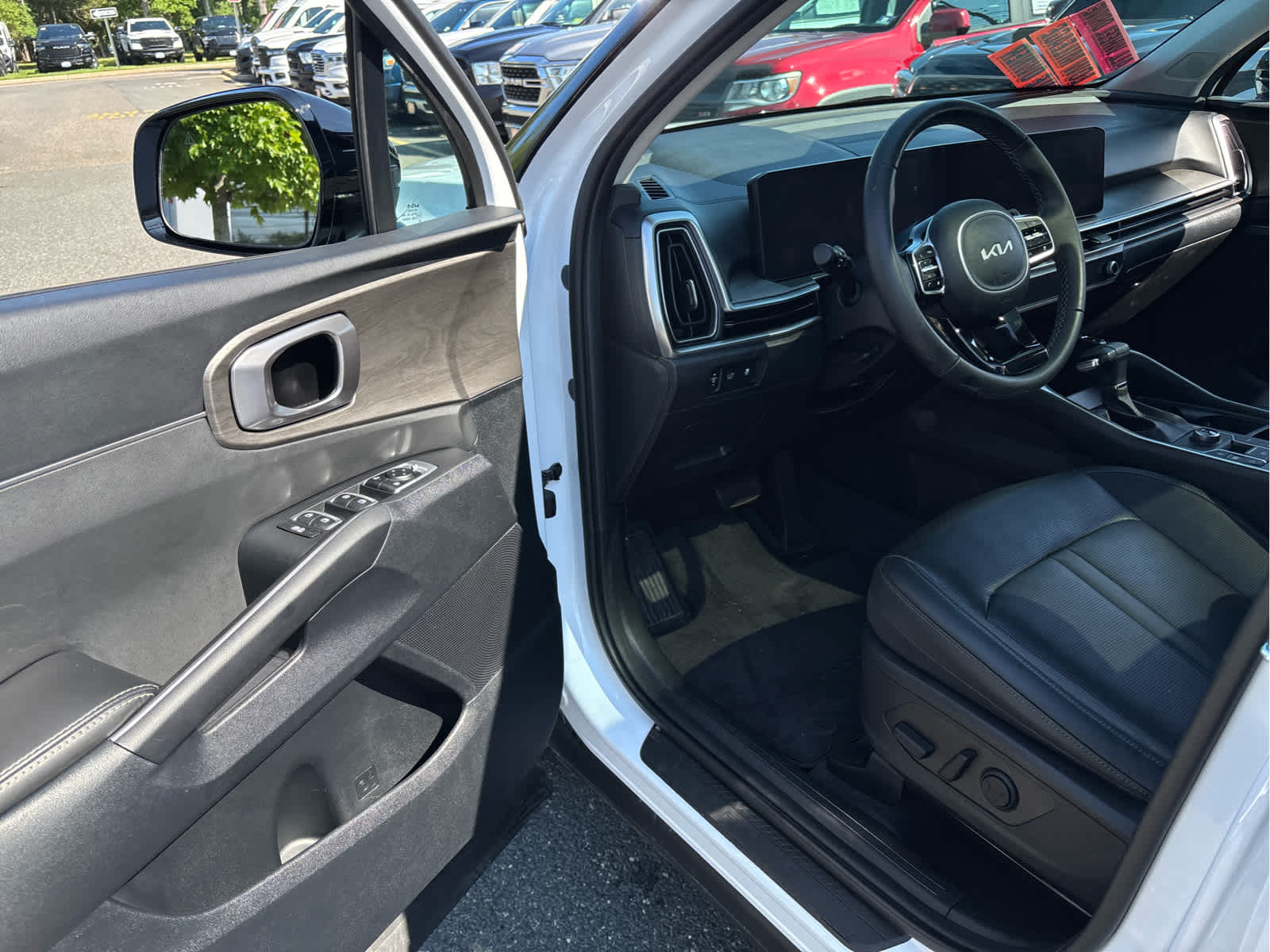2024 Kia Sorento X-Line EX