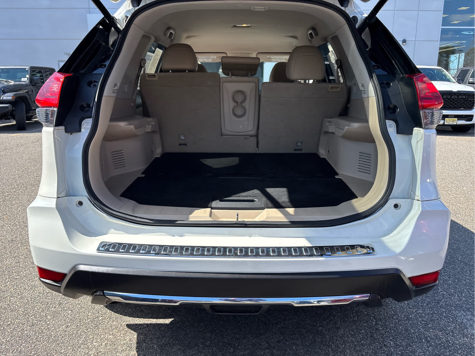2017 Nissan Rogue SL