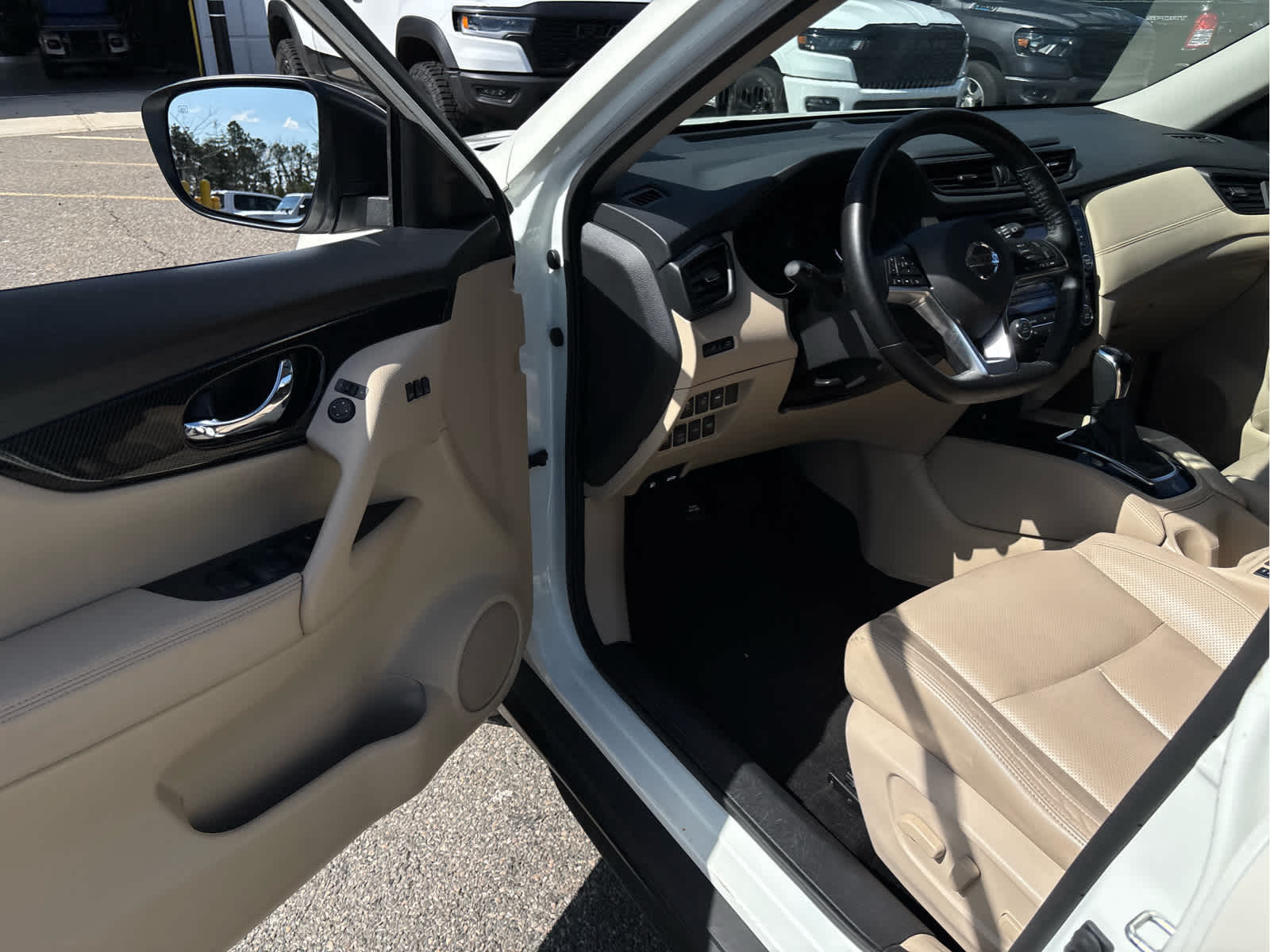 2017 Nissan Rogue SL