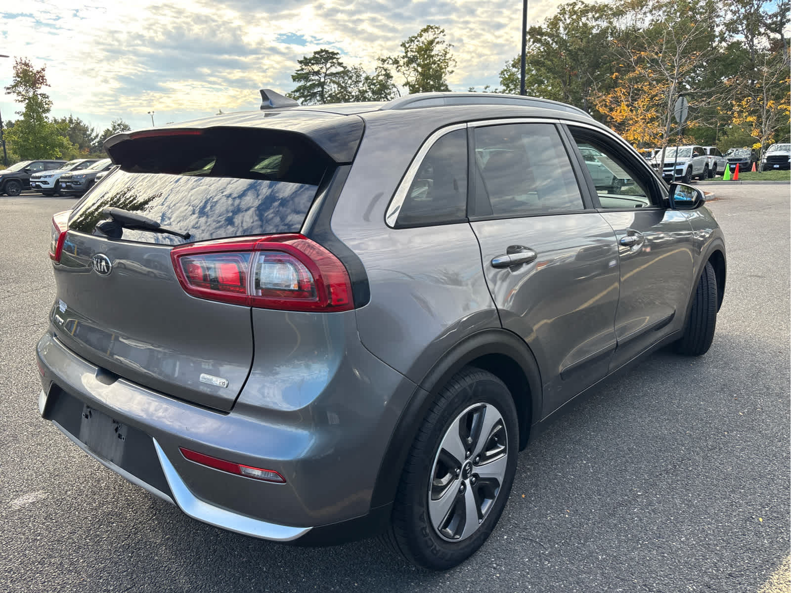 2017 Kia Niro LX