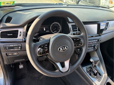 2017 Kia Niro LX