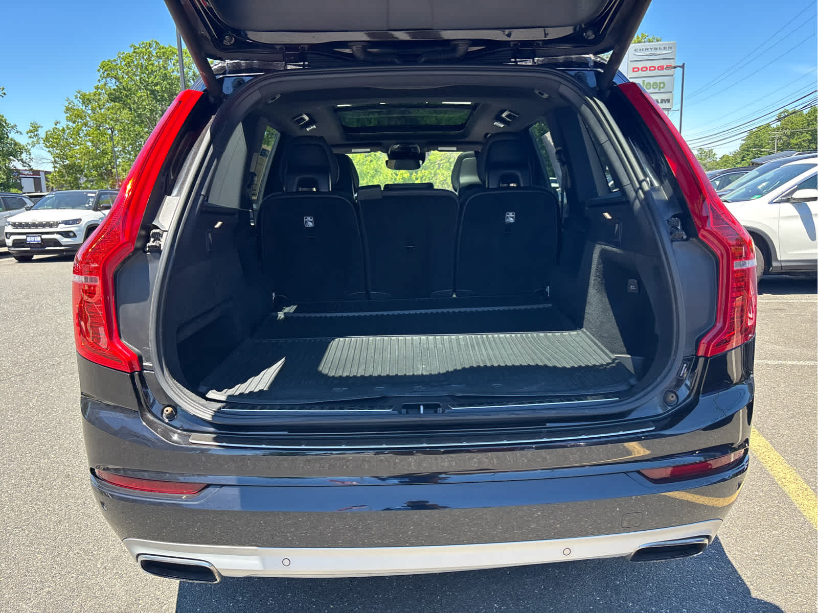 2017 Volvo XC90 Momentum