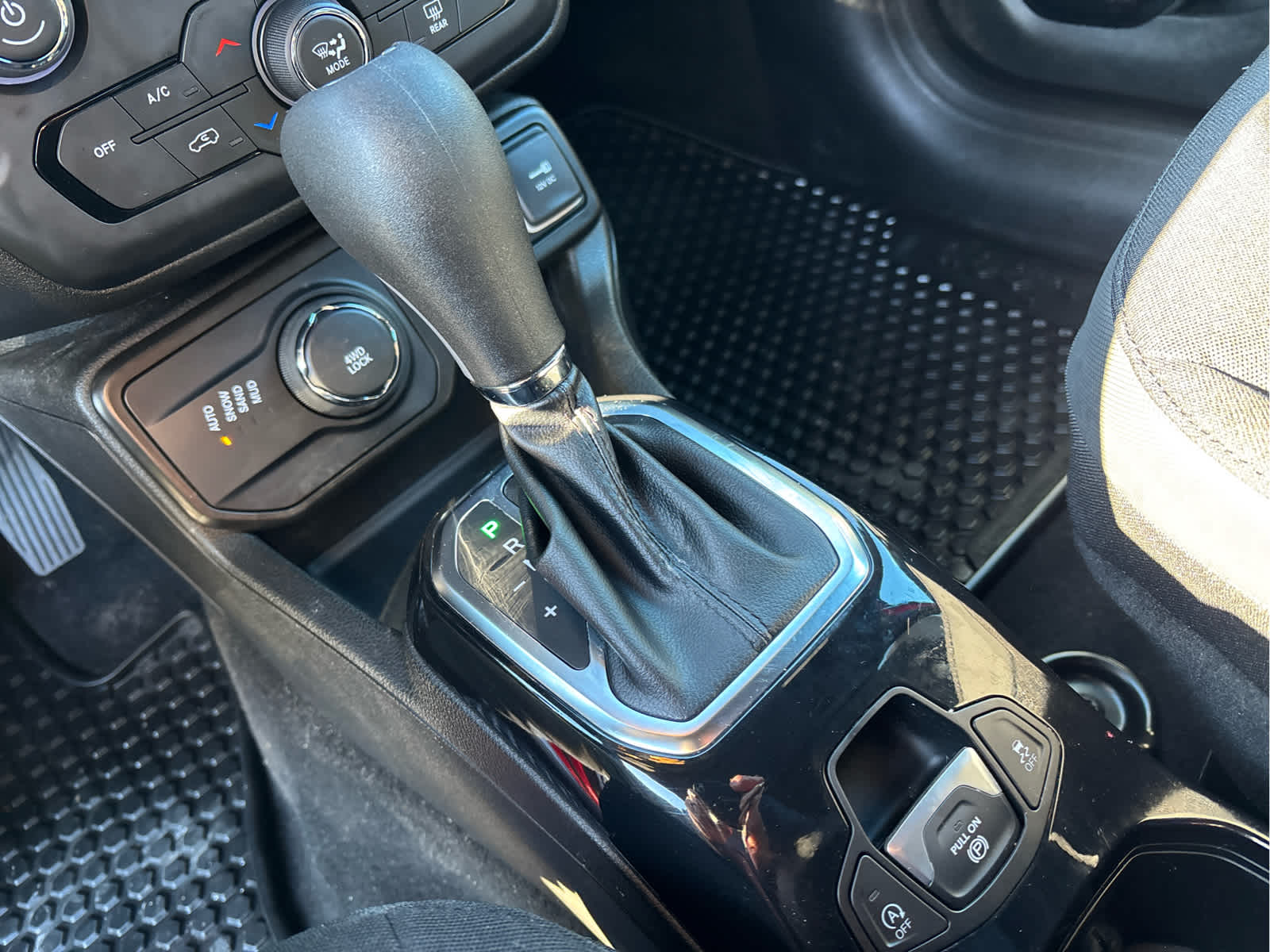 2022 Jeep Renegade Altitude