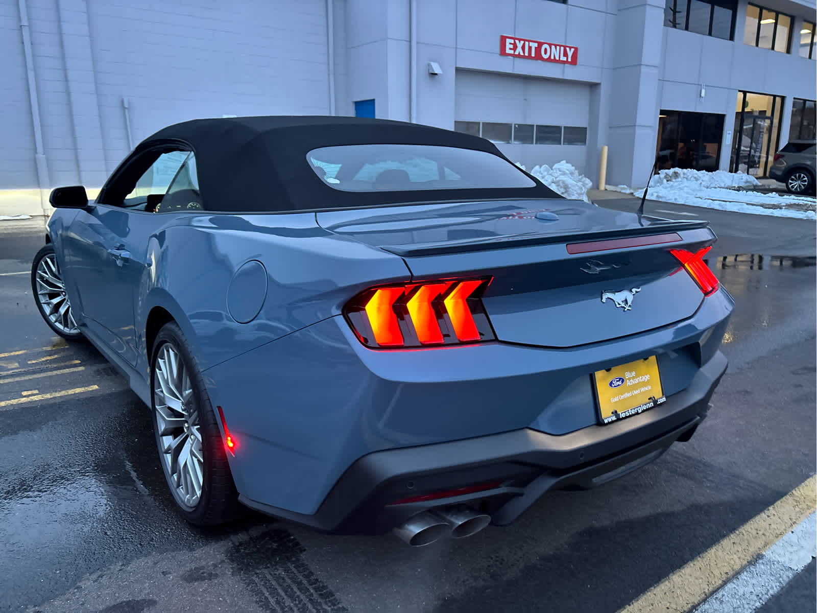 2025 Ford Mustang EcoBoost Premium