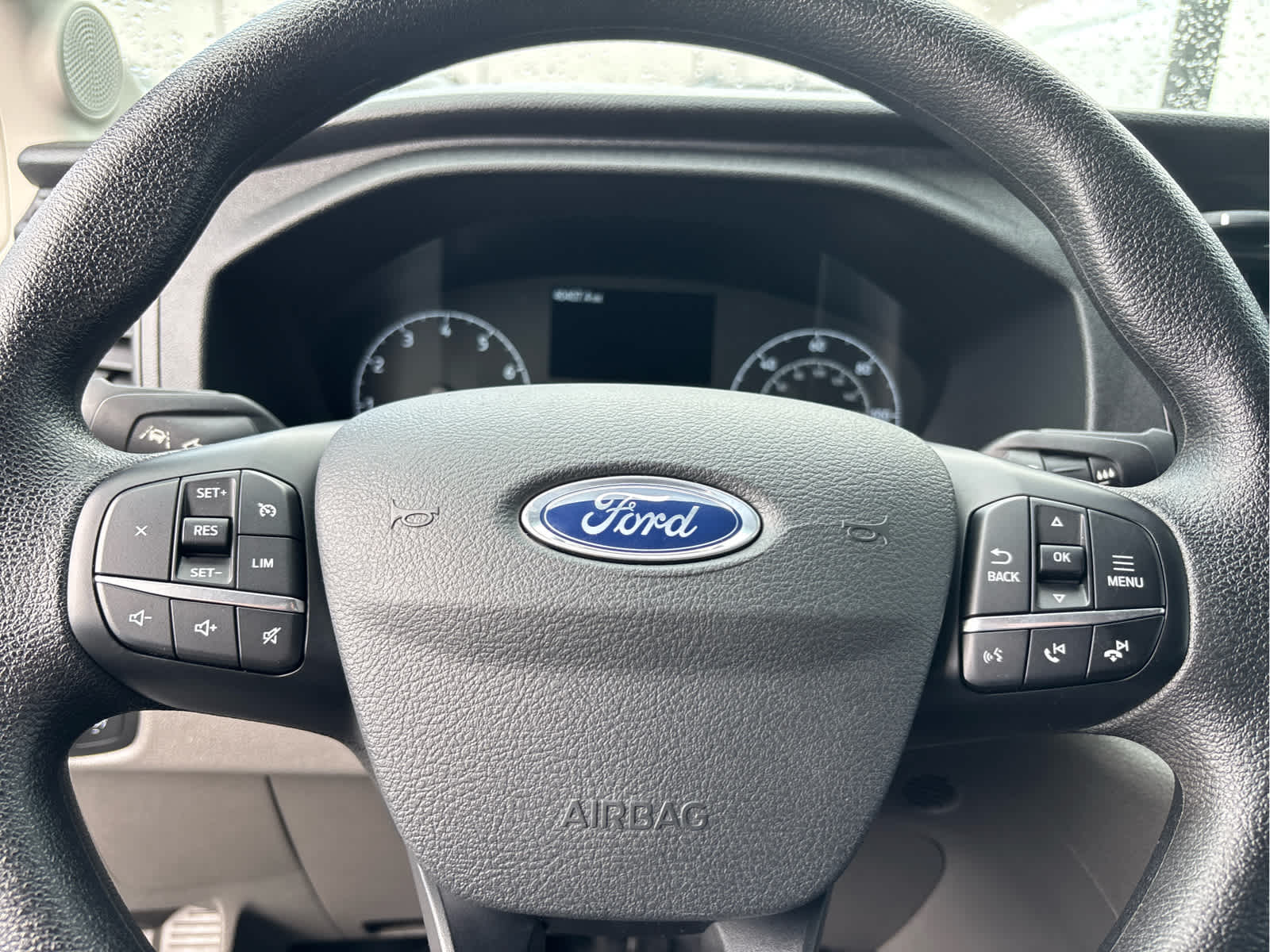 2024 Ford Transit Passenger Wagon XLT