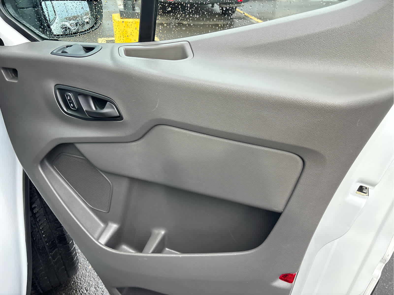 2024 Ford Transit Passenger Wagon XLT