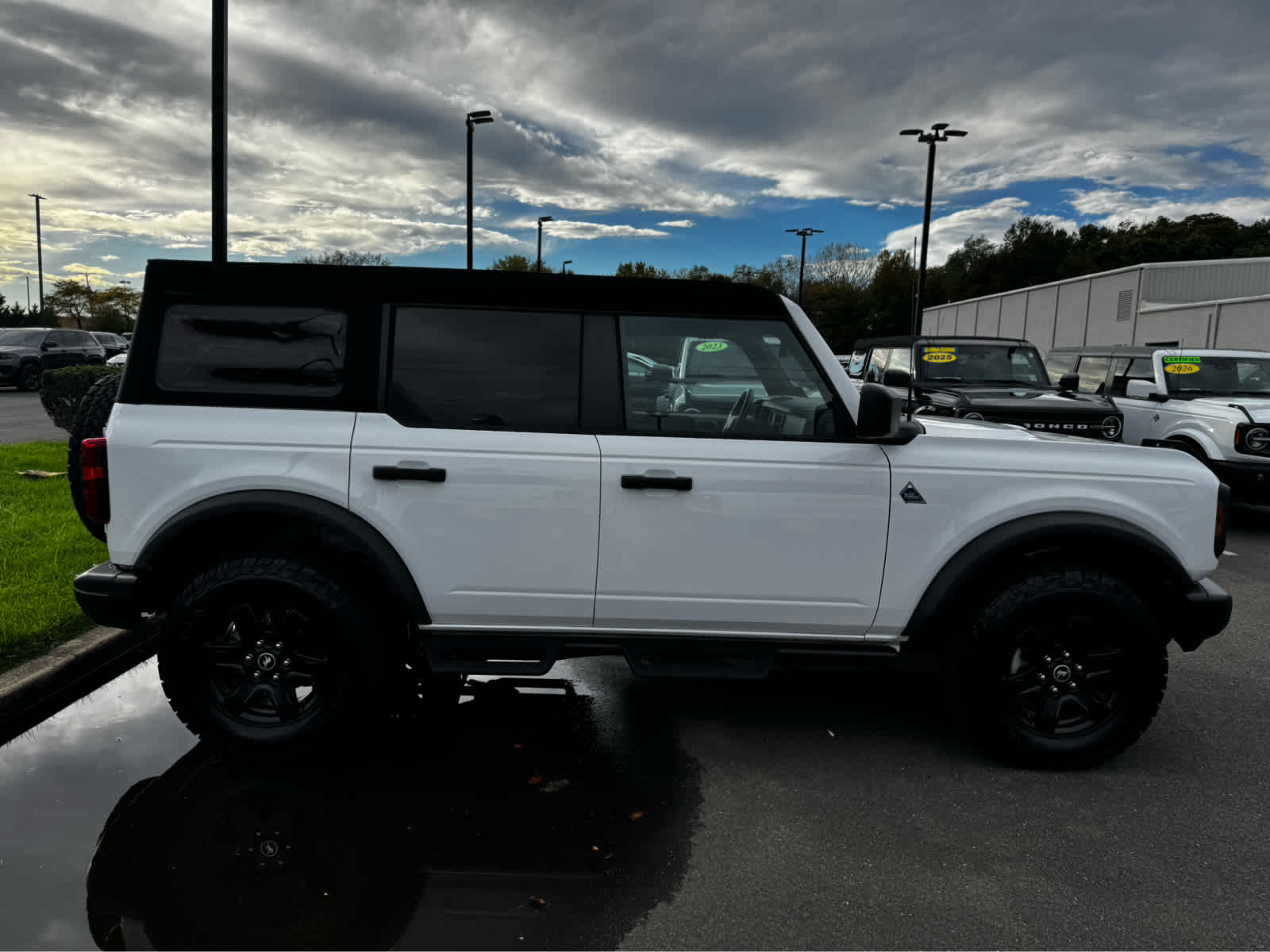 2023 Ford Bronco Black Diamond