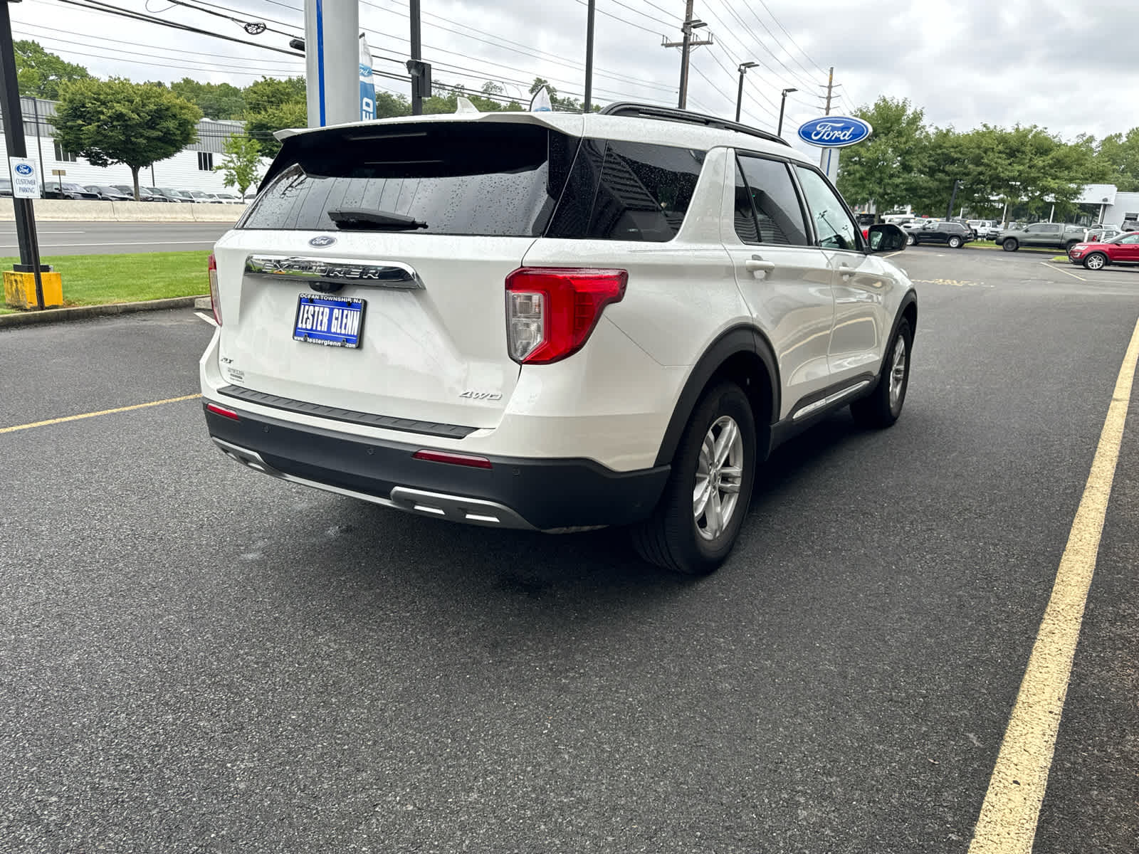 2024 Ford Explorer XLT