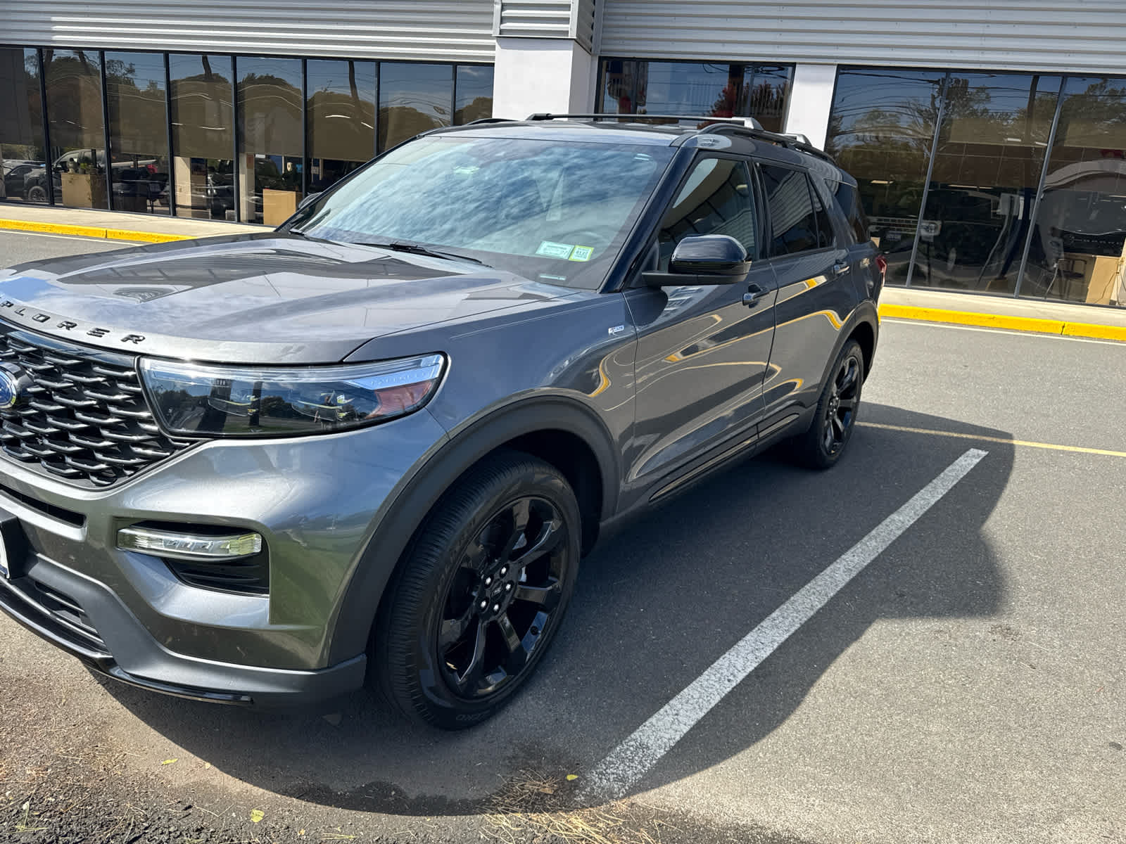2023 Ford Explorer ST-Line