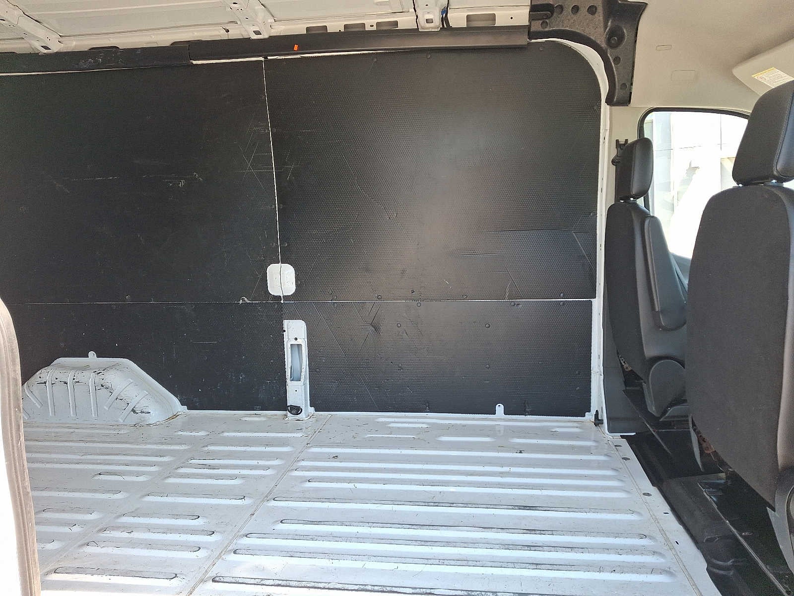 2024 Ford Transit Cargo Van T-250 148" Med Rf 9070 GVWR AWD