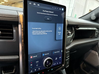 2023 Ford F-150 Lightning LARIAT