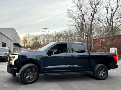 2023 Ford F-150 Lightning LARIAT