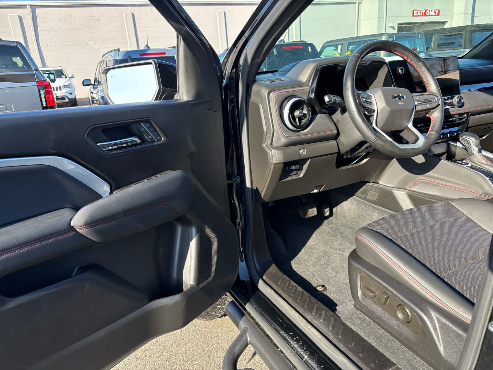 2023 Chevrolet Colorado 4WD Z71