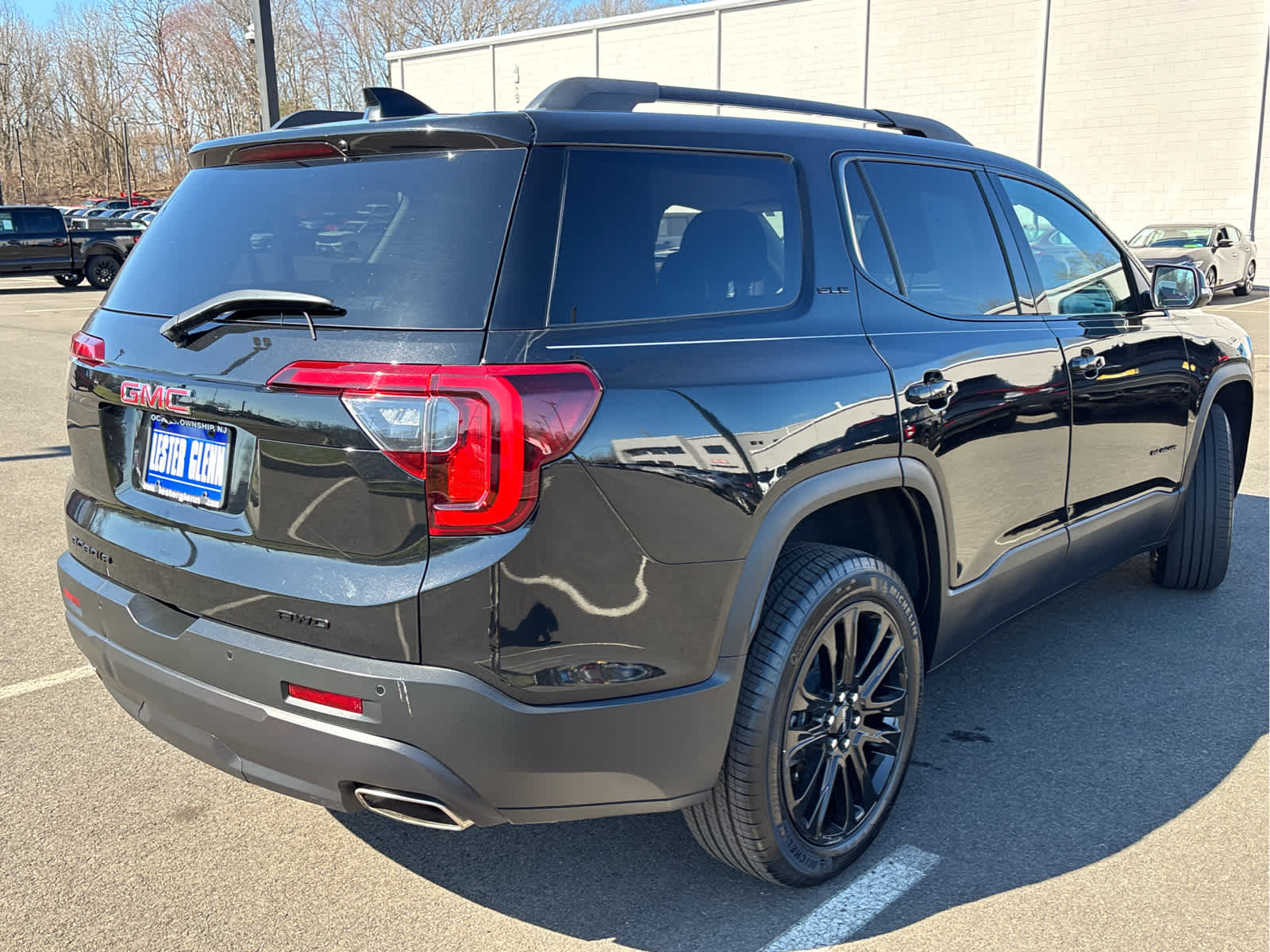 2023 GMC Acadia SLE