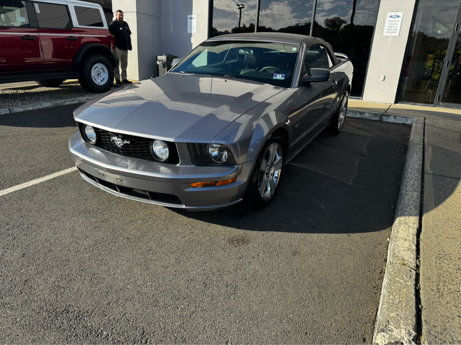 2006 Ford Mustang GT Deluxe