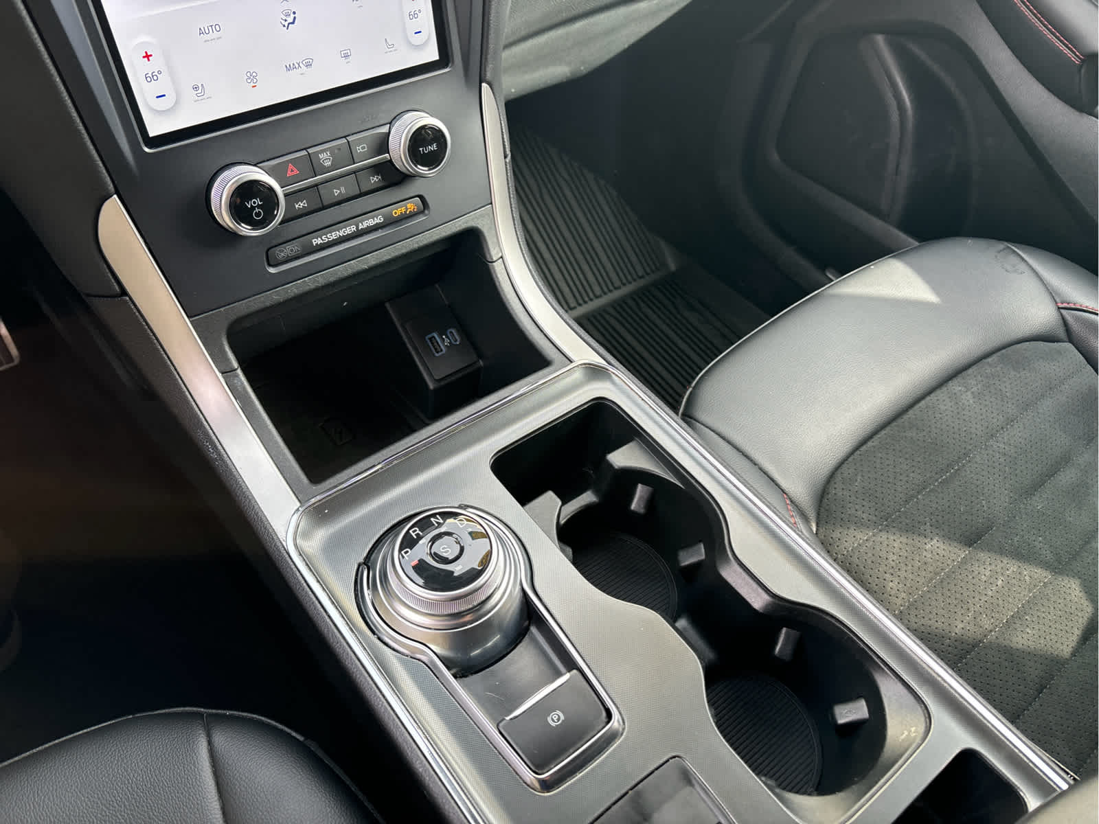 2023 Ford Edge ST-Line