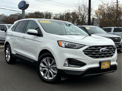 2022 Ford Edge Titanium